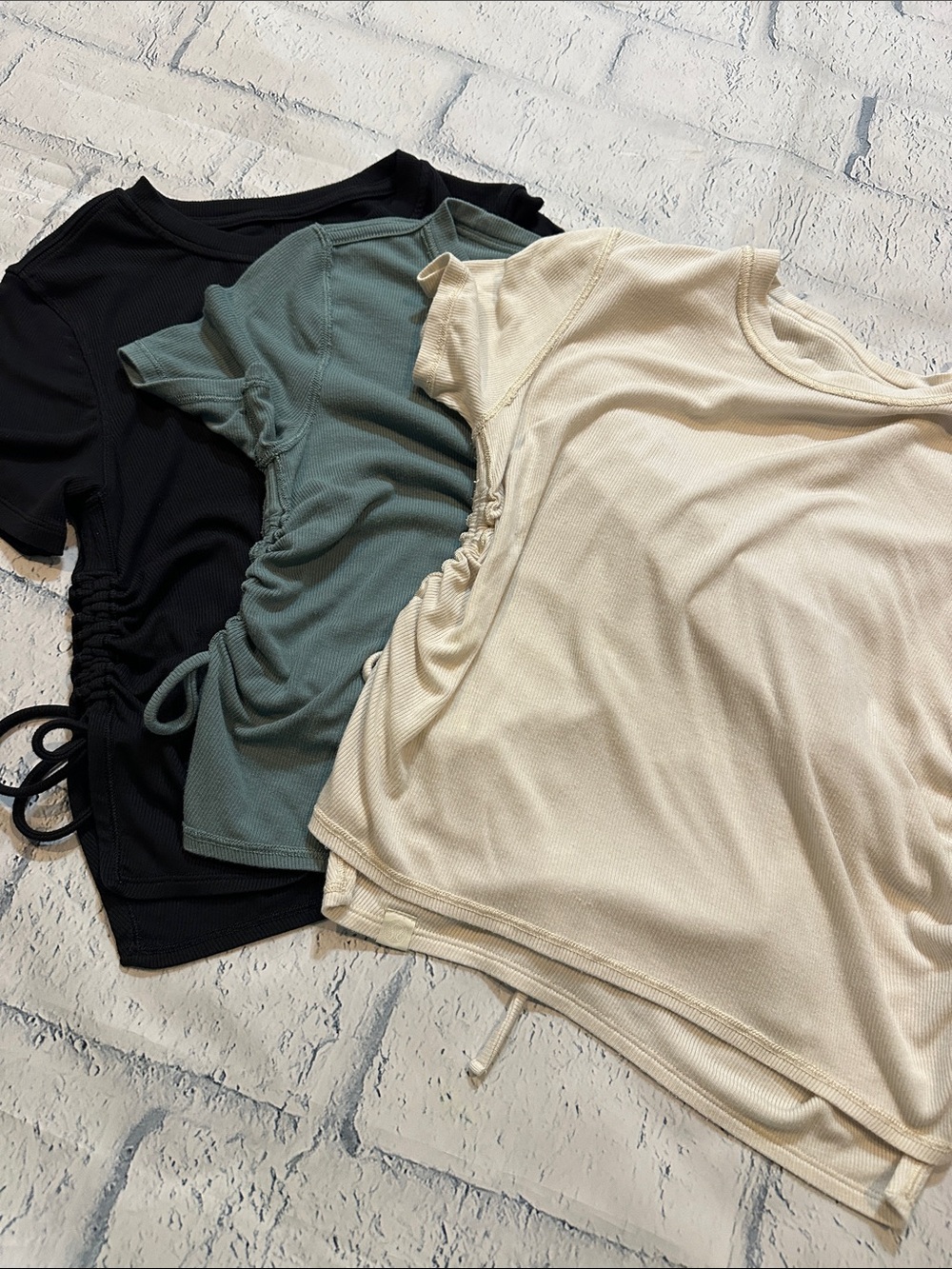 Lululemon Women's Ribbed Side-Tie Crop Top